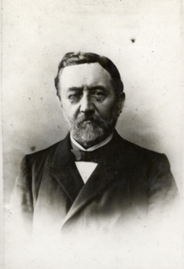 106304 Portret van A. Rutgers, geboren 1842, leraar wiskunde aan het Stedelijk Gymnasium te Utrecht (1882-1907), ...